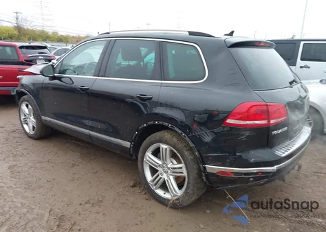 2016 Volkswagen Touareg Vr6 Executive из США, поврежденный, VIN WVGEF9BPXGD011654